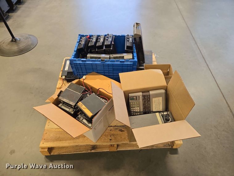 image for item EW0369 Kenwood/Midland/Securicor Radio equipment