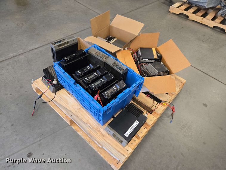 image for item EW0369 Kenwood/Midland/Securicor Radio equipment
