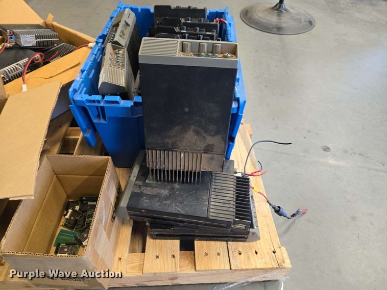 image for item EW0369 Kenwood/Midland/Securicor Radio equipment
