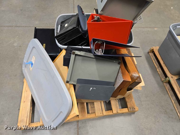 image for item EW0371 Office supplies