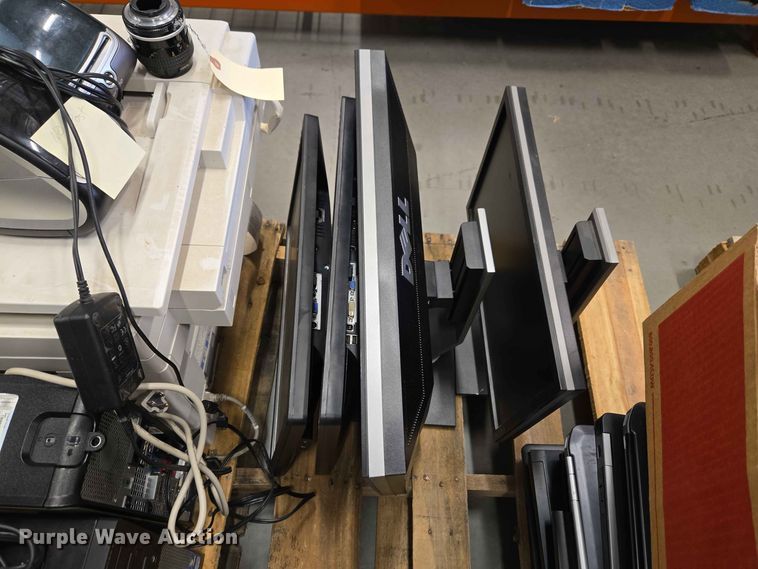 image for item EW0372 Electronics