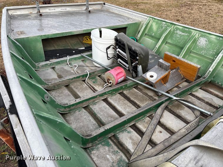 image for item FI1562 1990 F&F Boat