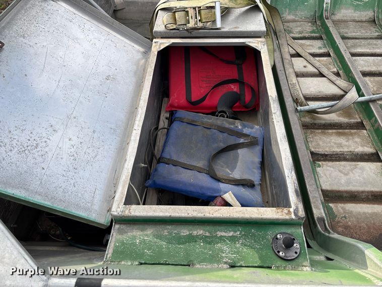 image for item FI1562 1990 F&F Boat