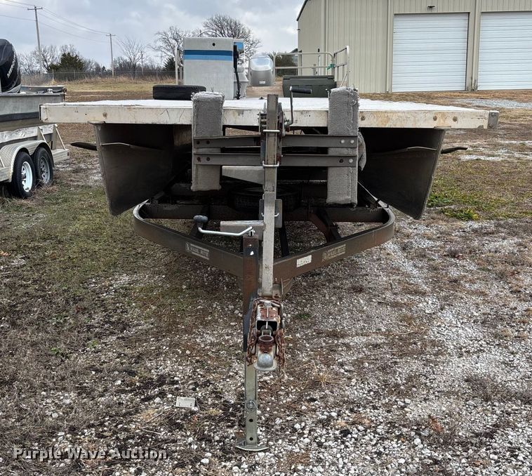 image for item FI1567 1984 Lowe Sunbird pontoon boat
