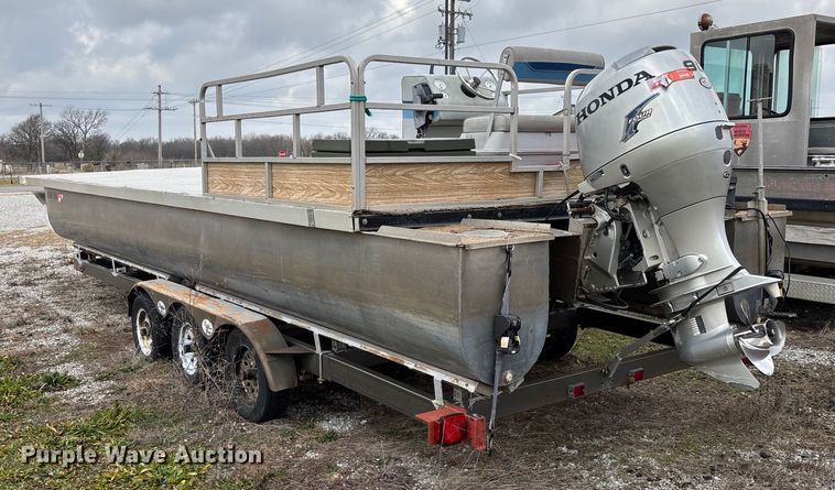 image for item FI1567 1984 Lowe Sunbird pontoon boat