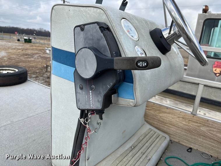 image for item FI1567 1984 Lowe Sunbird pontoon boat