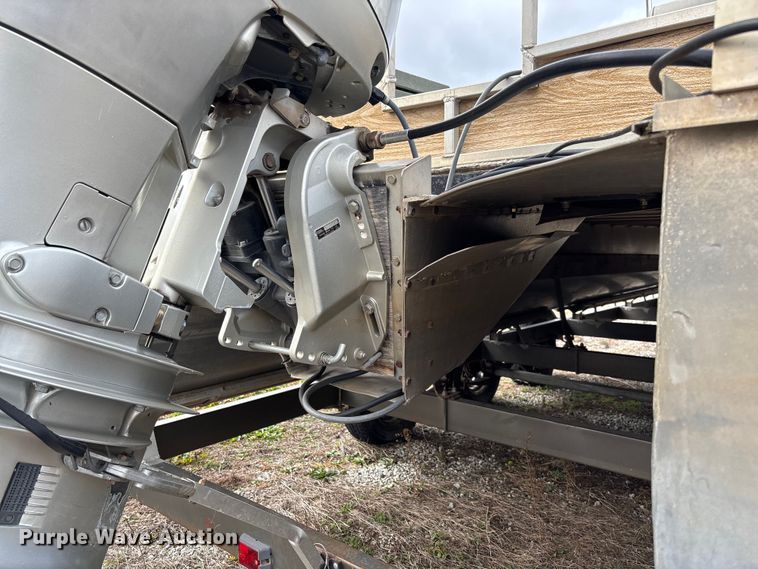 image for item FI1567 1984 Lowe Sunbird pontoon boat