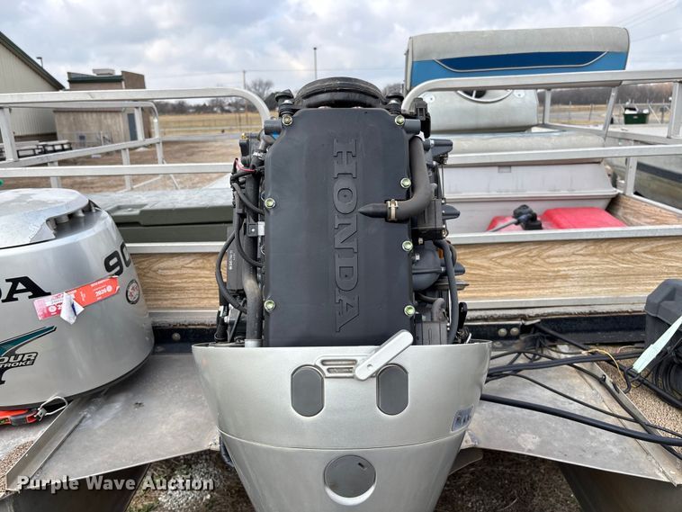 image for item FI1567 1984 Lowe Sunbird pontoon boat