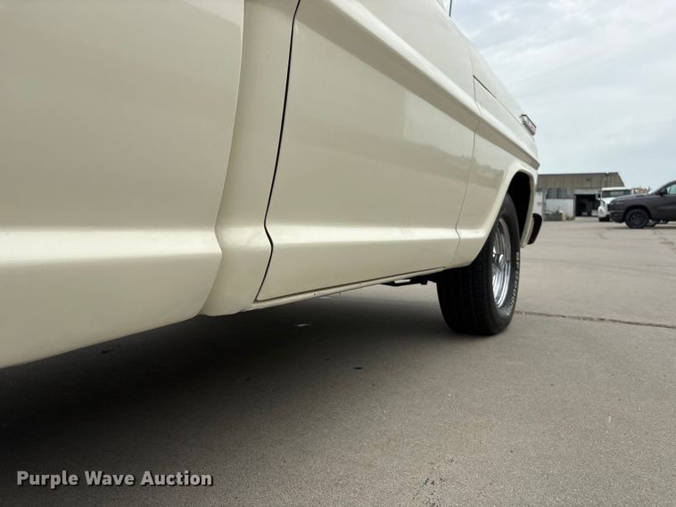 image for item DO5308 1970 Ford F100 pickup truck