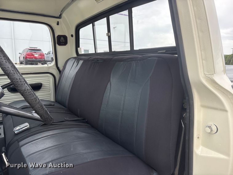 image for item DO5308 1970 Ford F100 pickup truck