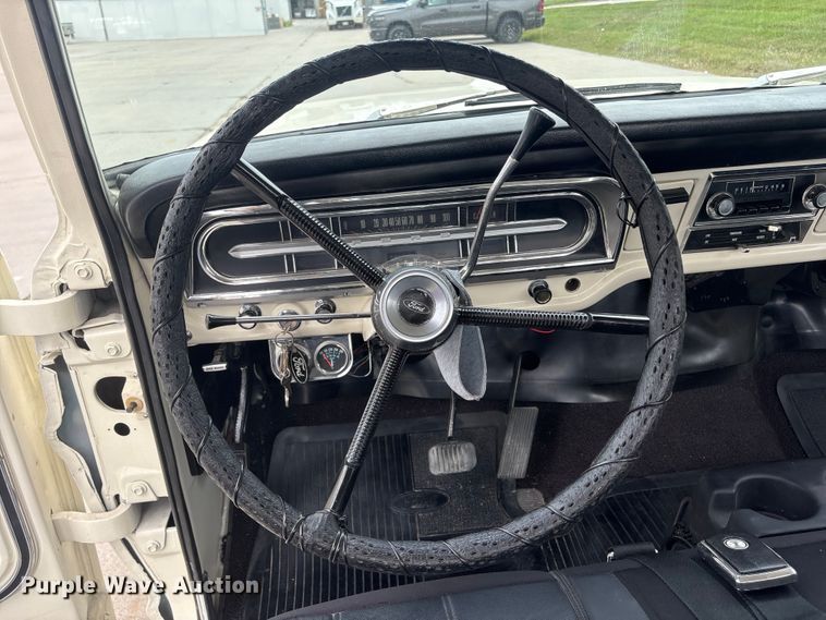 image for item DO5308 1970 Ford F100 pickup truck