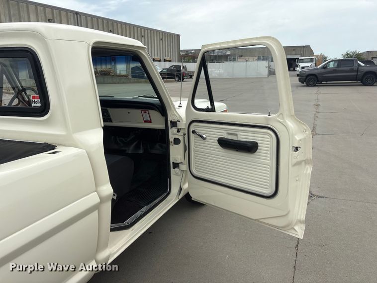 image for item DO5308 1970 Ford F100 pickup truck