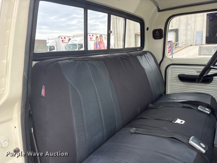 image for item DO5308 1970 Ford F100 pickup truck