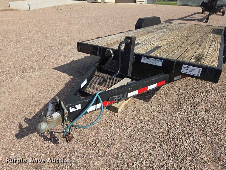 image for item DQ0006 2013 PJ utility trailer