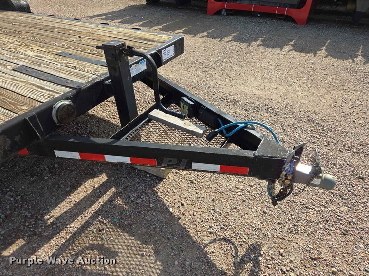 image for item DQ0006 2013 PJ utility trailer