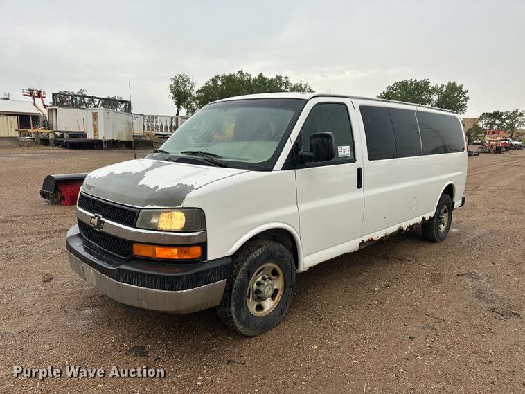 image for item DQ0012 2008 Chevrolet Express van