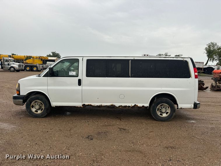 image for item DQ0012 2008 Chevrolet Express van