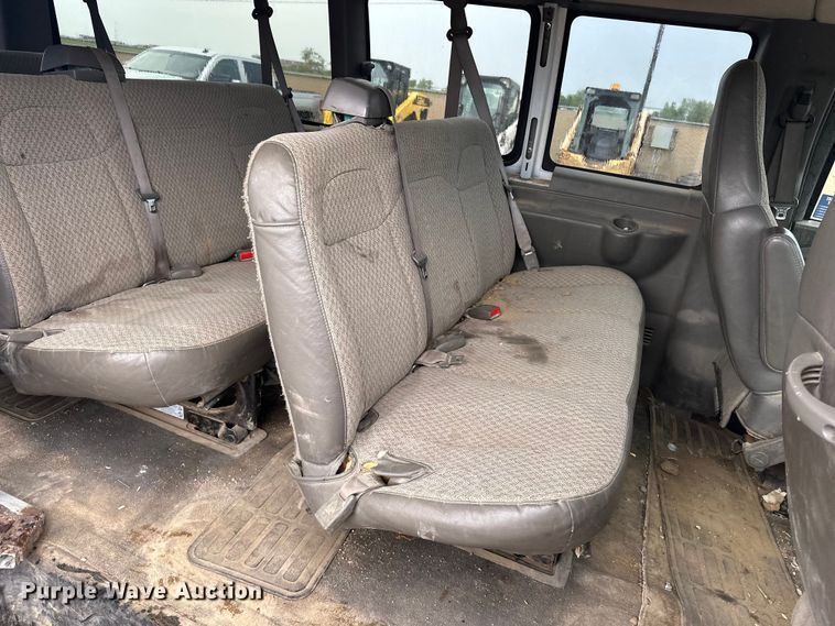 image for item DQ0012 2008 Chevrolet Express van