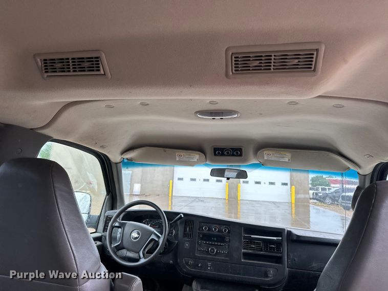 image for item DQ0012 2008 Chevrolet Express van
