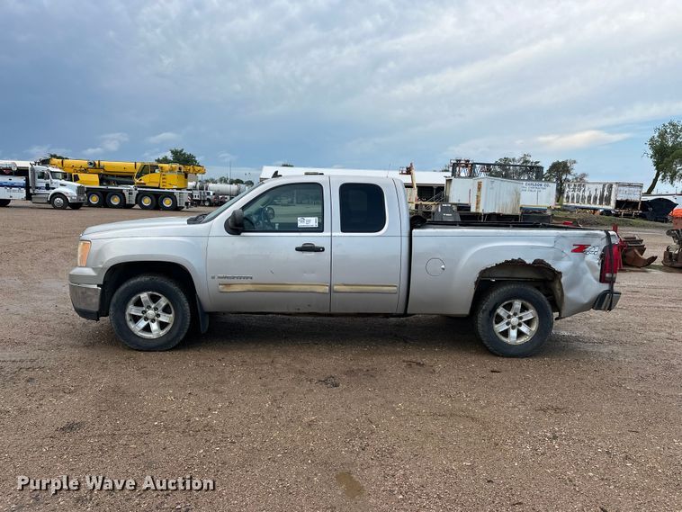image for item DQ0013 2009 GMC Sierra 1500 
