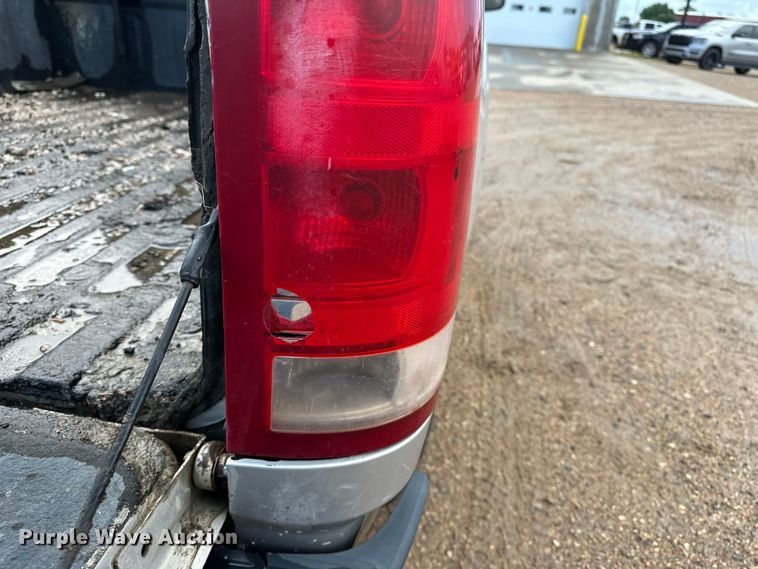 image for item DQ0013 2009 GMC Sierra 1500 