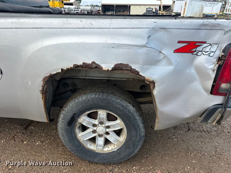 image for item DQ0013 2009 GMC Sierra 1500 