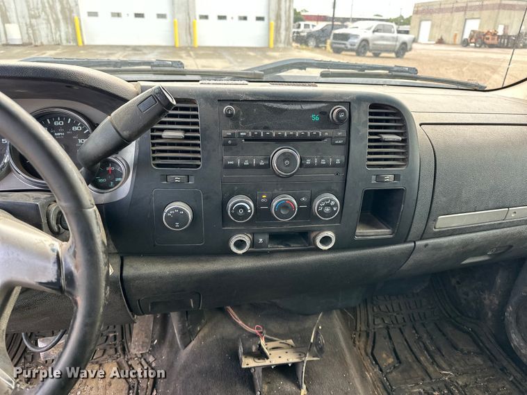 image for item DQ0013 2009 GMC Sierra 1500 