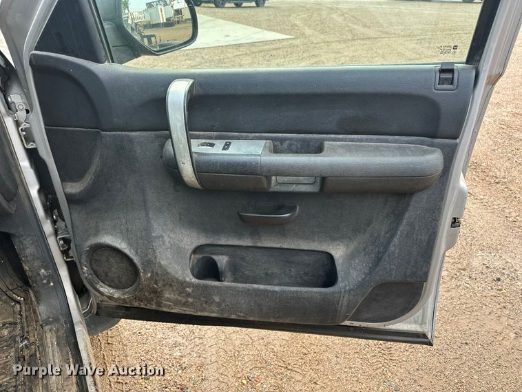 image for item DQ0013 2009 GMC Sierra 1500 