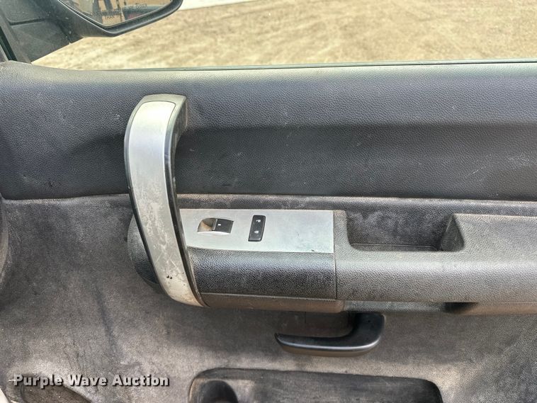 image for item DQ0013 2009 GMC Sierra 1500 