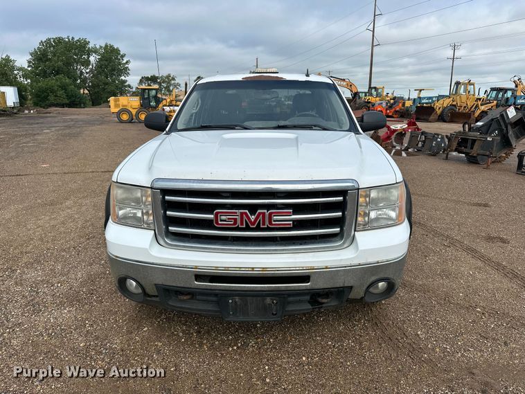 image for item DQ0015 2012 GMC Sierra 1500 Crew Cab pickup truck