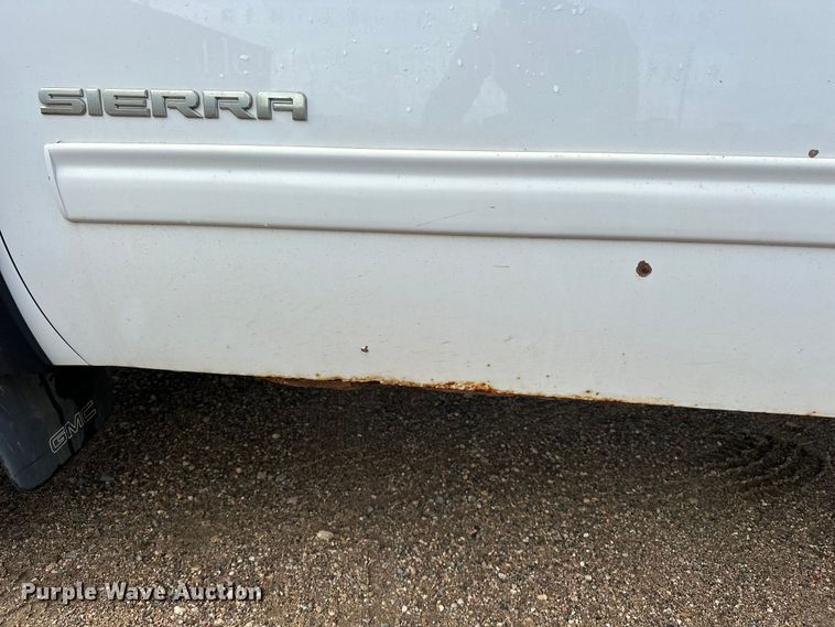image for item DQ0015 2012 GMC Sierra 1500 Crew Cab pickup truck