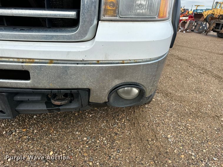 image for item DQ0015 2012 GMC Sierra 1500 Crew Cab pickup truck