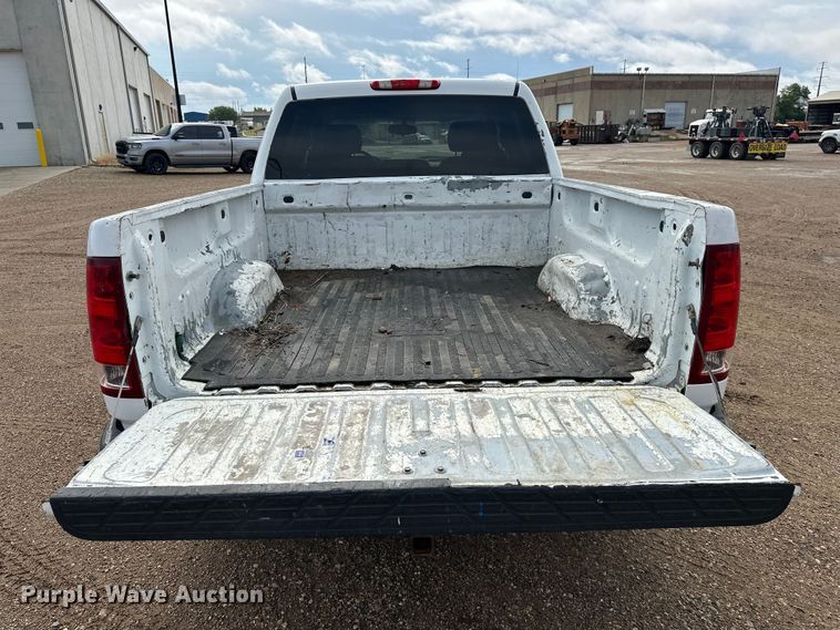 image for item DQ0015 2012 GMC Sierra 1500 Crew Cab pickup truck