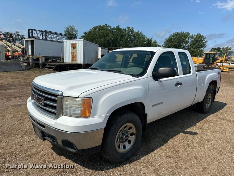 image for item DQ0017 2012 GMC Sierra 1500 Ext. Cab pickup truck