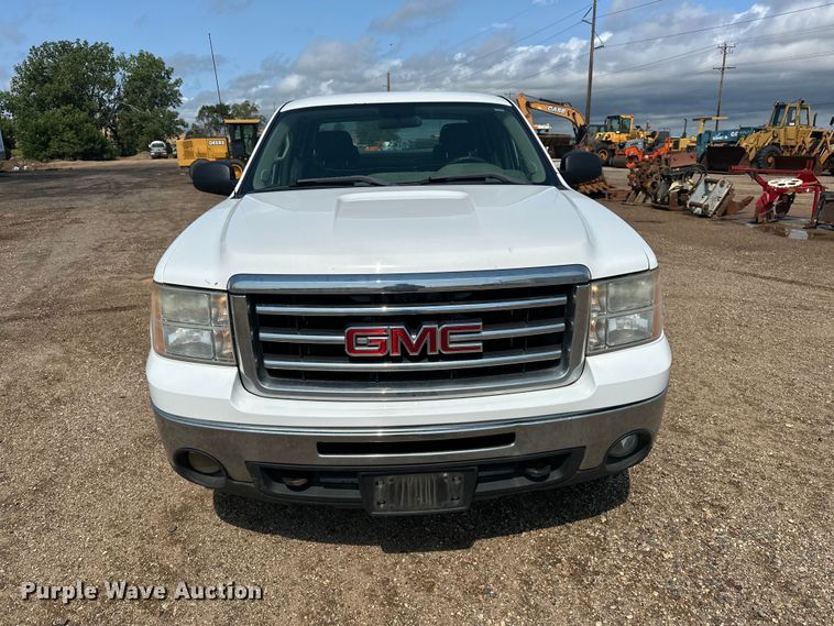 image for item DQ0017 2012 GMC Sierra 1500 Ext. Cab pickup truck