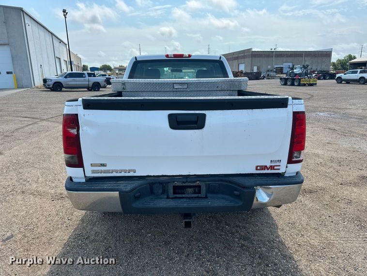 image for item DQ0017 2012 GMC Sierra 1500 Ext. Cab pickup truck
