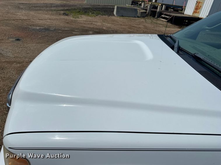 image for item DQ0017 2012 GMC Sierra 1500 Ext. Cab pickup truck