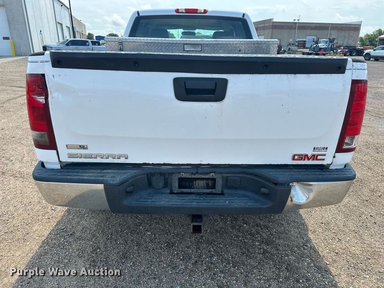 image for item DQ0017 2012 GMC Sierra 1500 Ext. Cab pickup truck