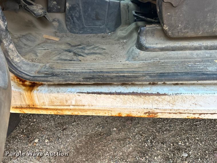 image for item DQ0017 2012 GMC Sierra 1500 Ext. Cab pickup truck