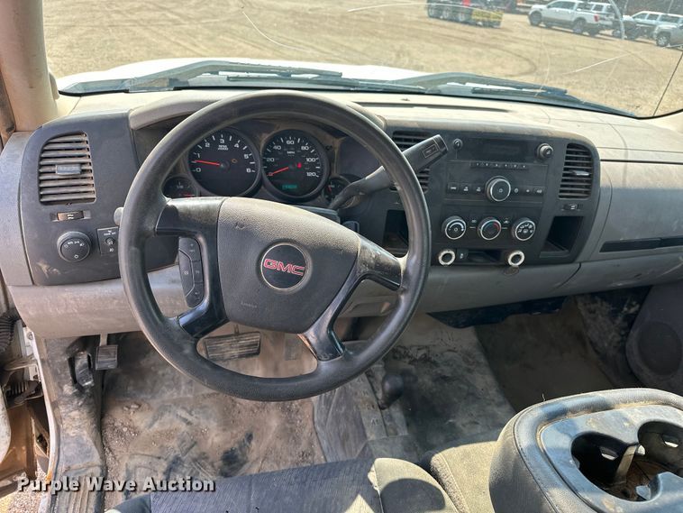 image for item DQ0017 2012 GMC Sierra 1500 Ext. Cab pickup truck