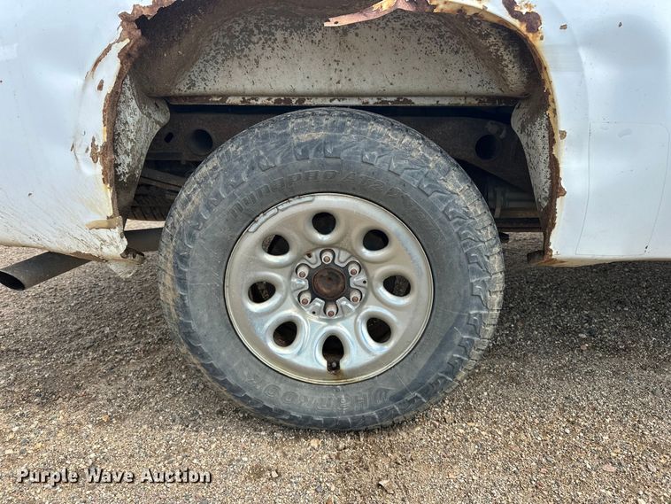 image for item DQ0017 2012 GMC Sierra 1500 Ext. Cab pickup truck