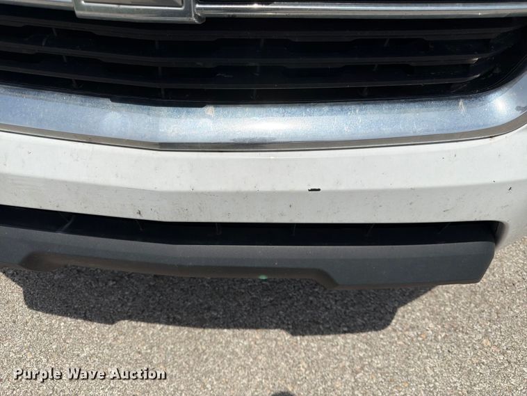 image for item DQ7885 2017 Chevrolet Colorado Crew Cab pickup truck