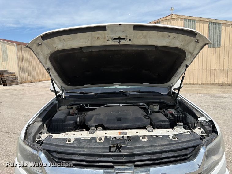 image for item DQ7885 2017 Chevrolet Colorado Crew Cab pickup truck