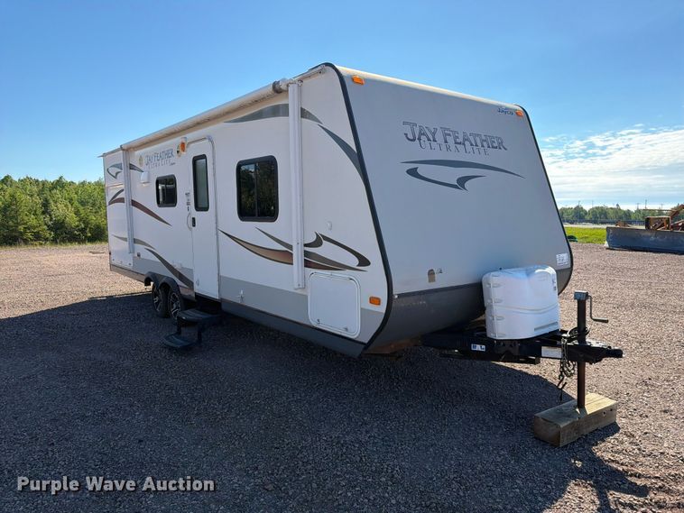 image for item DQ7919 2013 Jayco Jay Feather Ultra Light camper