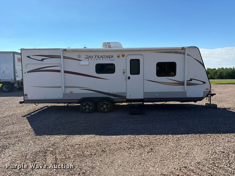image for item DQ7919 2013 Jayco Jay Feather Ultra Light camper