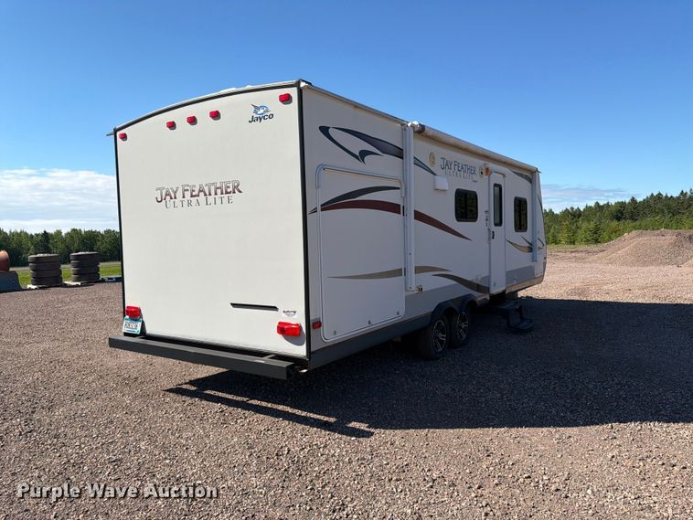 image for item DQ7919 2013 Jayco Jay Feather Ultra Light camper