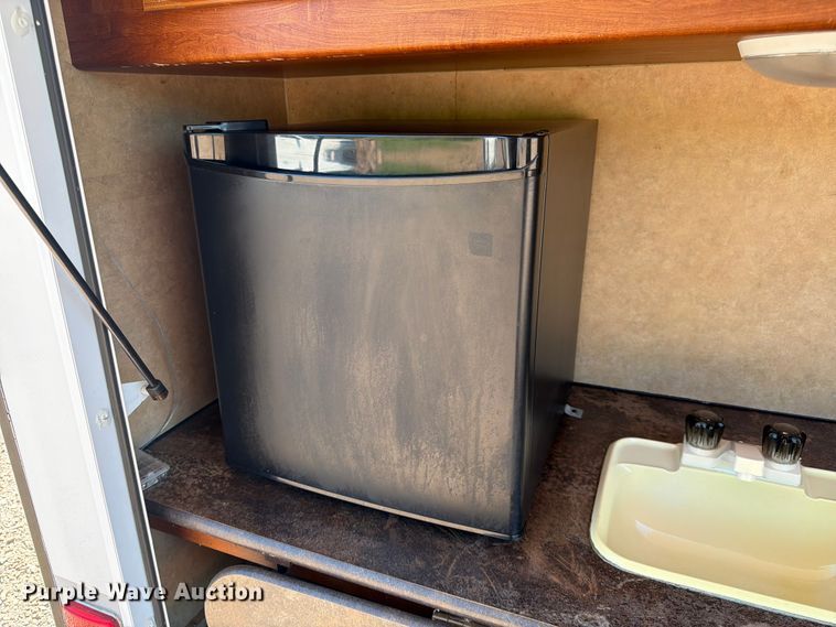 image for item DQ7919 2013 Jayco Jay Feather Ultra Light camper