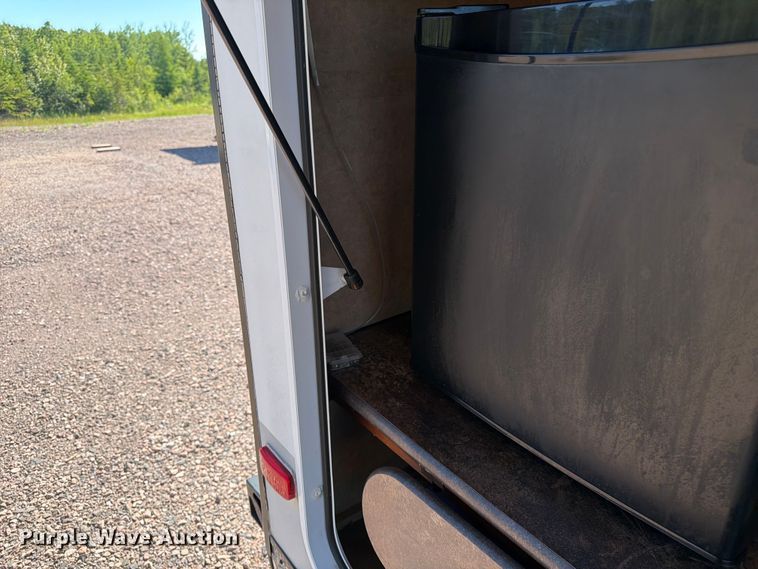 image for item DQ7919 2013 Jayco Jay Feather Ultra Light camper
