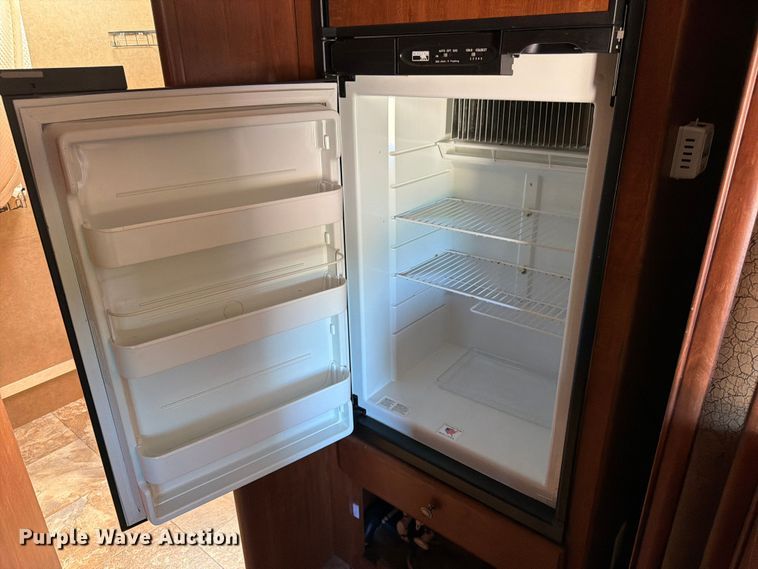 image for item DQ7919 2013 Jayco Jay Feather Ultra Light camper