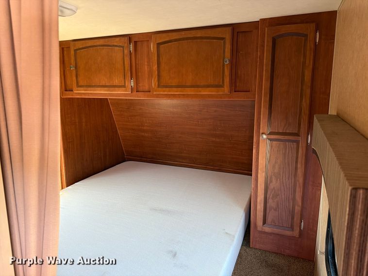 image for item DQ7919 2013 Jayco Jay Feather Ultra Light camper